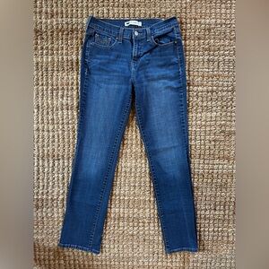 Levis 505 Straight Leg Jeans Womens 6M W28 L32 Dark‎ Wash Blue Denim 15505-0076
